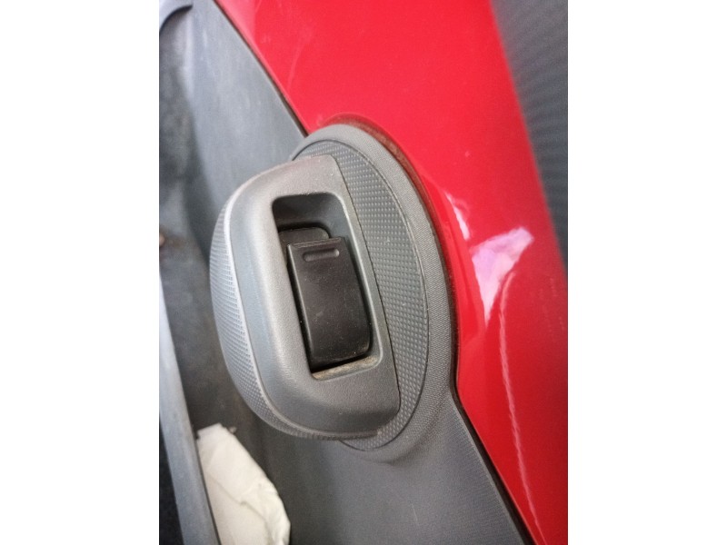 Recambio de mando elevalunas delantero derecho para peugeot 107 (pm_, pn_) 1.0 referencia OEM IAM   