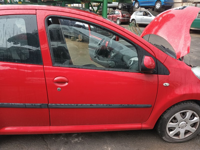 Recambio de puerta delantera derecha para peugeot 107 (pm_, pn_) 1.0 referencia OEM IAM   