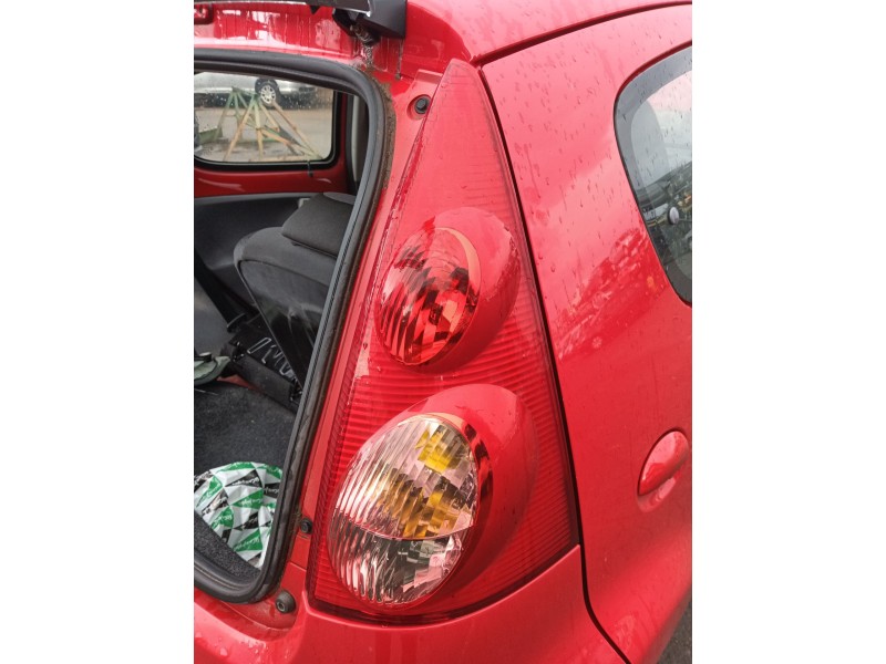 Recambio de piloto trasero derecho para peugeot 107 (pm_, pn_) 1.0 referencia OEM IAM   