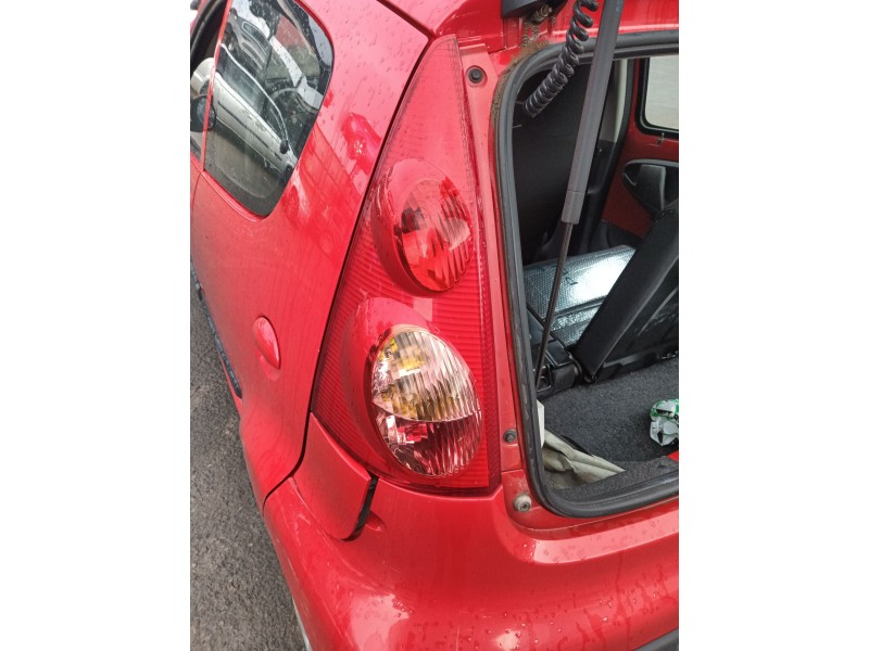 Recambio de piloto trasero izquierdo para peugeot 107 (pm_, pn_) 1.0 referencia OEM IAM   