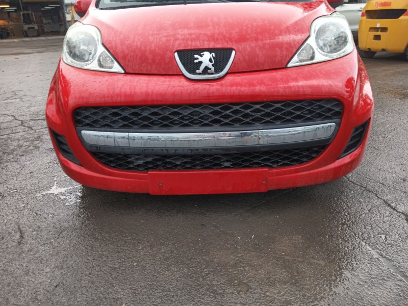 Recambio de paragolpes delantero para peugeot 107 (pm_, pn_) 1.0 referencia OEM IAM   