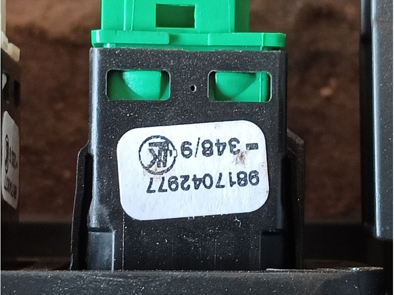 Recambio de warning para peugeot partner furgoneta/monovolumen (k9) 1.5 bluehdi 100 referencia OEM IAM  9817042977 