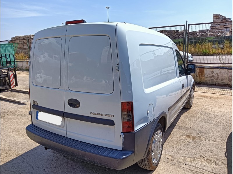 opel combo furgoneta/monovolumen del año 2011