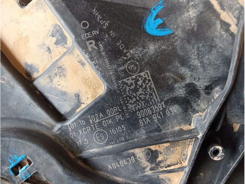 Recambio de faro derecho para audi q2 (gab, gag) 30 tdi referencia OEM IAM 81A941774D 81A941034 