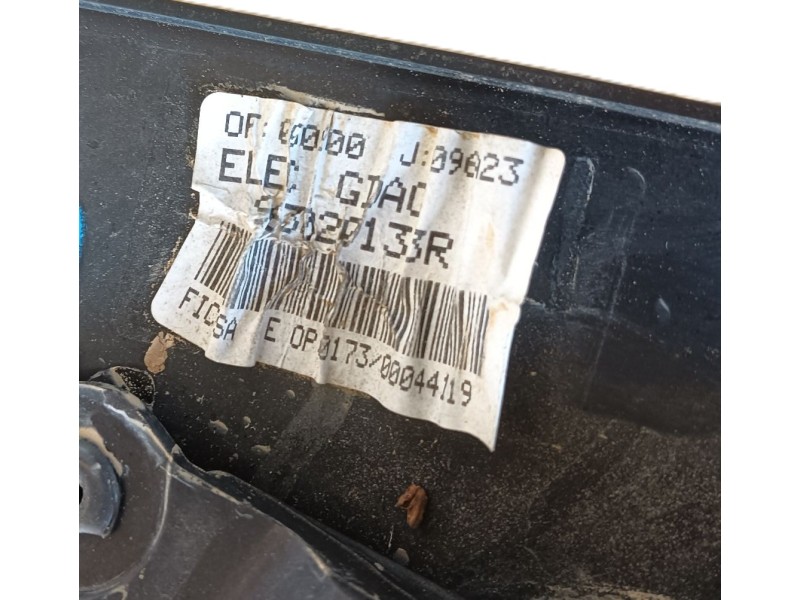 Recambio de retrovisor izquierdo para renault master iii furgoneta (fv) 2.3 dci 150 fwd (fv0f, fv03) referencia OEM IAM  9630213