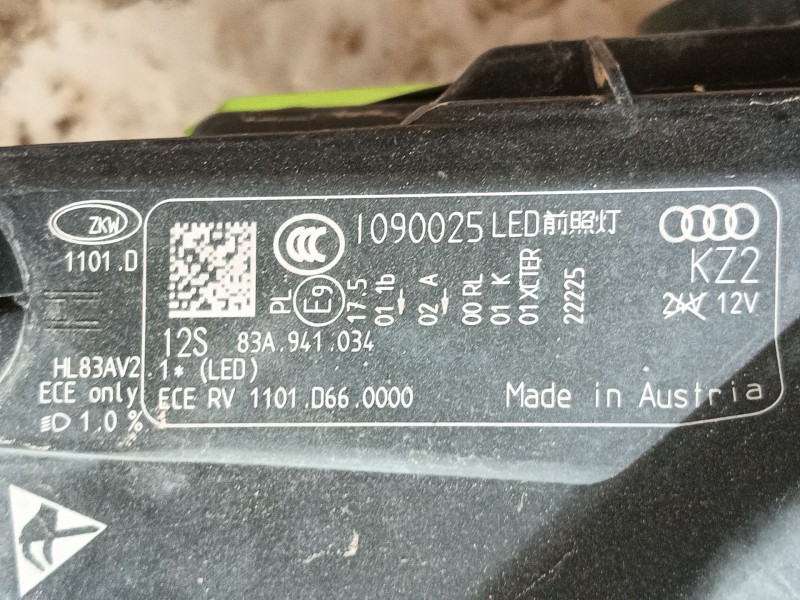 Recambio de faro derecho para audi q3 sportback (f3n) 35 tdi referencia OEM IAM 83A941774 83A941034 