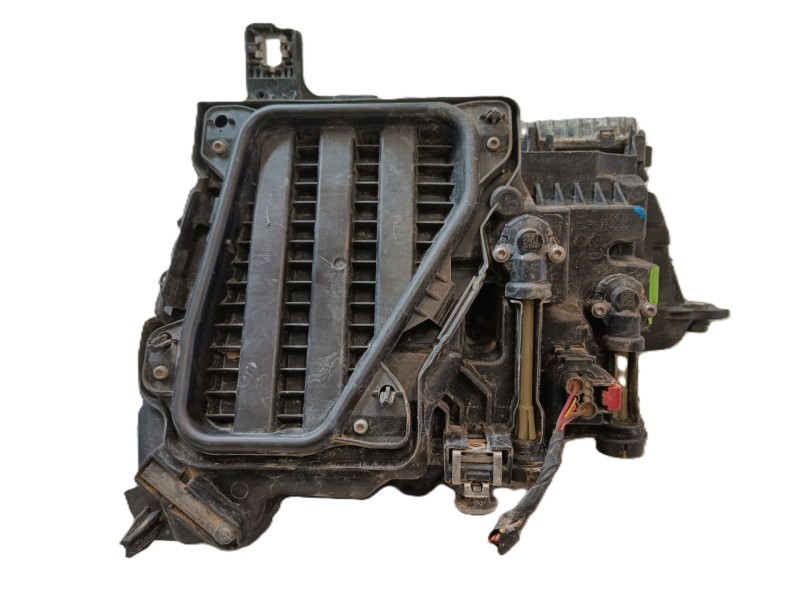 Recambio de faro derecho para audi q3 sportback (f3n) 35 tdi referencia OEM IAM 83A941774 83A941034 