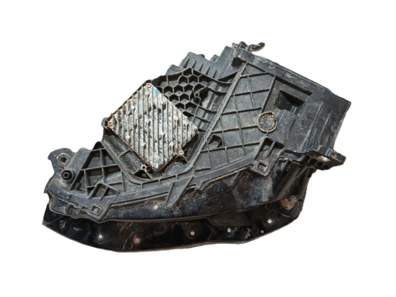 Recambio de faro derecho para audi q3 sportback (f3n) 35 tdi referencia OEM IAM 83A941774 83A941034 