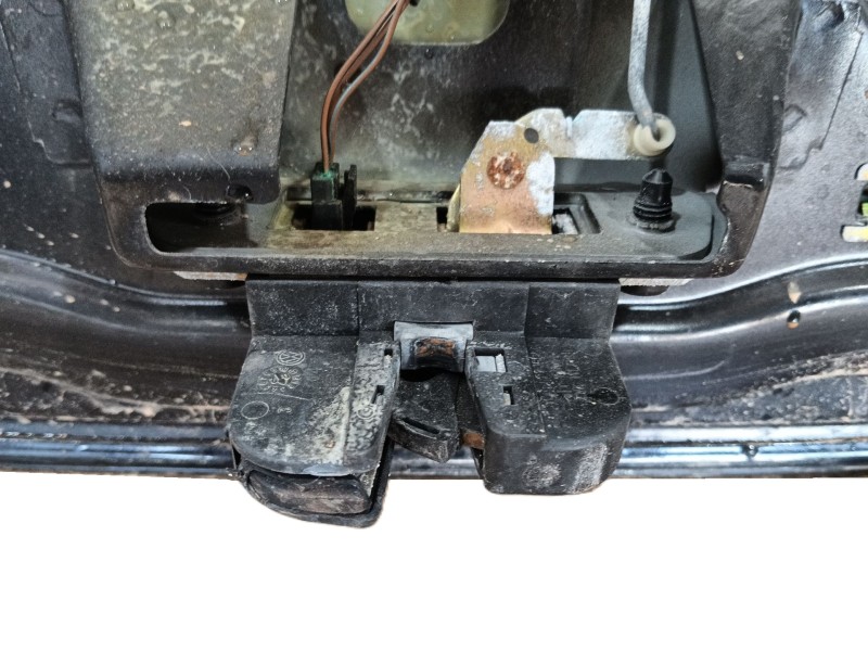 Recambio de porton trasero para volkswagen new beetle (9c1, 1c1) 2.0 referencia OEM IAM   