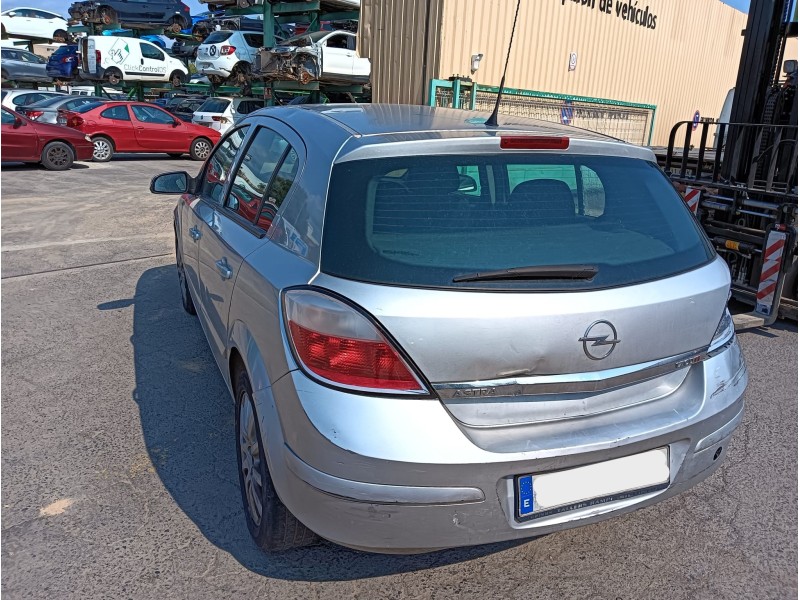 opel astra h (a04) del año 2006