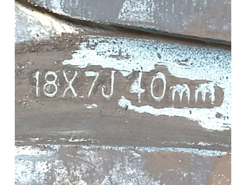 Recambio de llanta para nissan qashqai ii (j11, j11_) 1.5 dci referencia OEM IAM HV03BMB94 ET60 18x7J