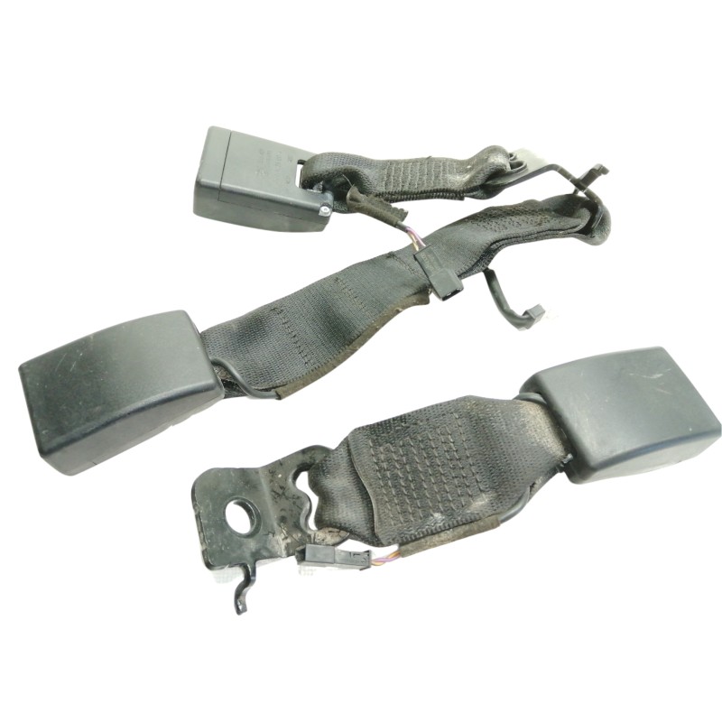 Recambio de enganche cinturon trasero central para bmw serie 1 lim. (f20) 114d referencia OEM IAM 7355471  