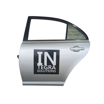 PUERTA TRASERA IZQUIERDA 6700405110 