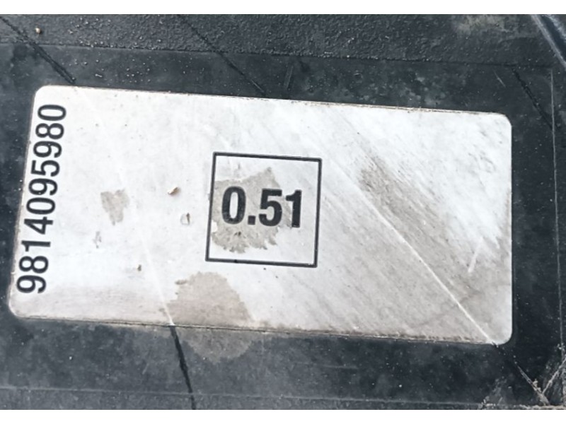 Recambio de paragolpes delantero para peugeot partner tepee 1.6 bluehdi 100 referencia OEM IAM  9810923277 