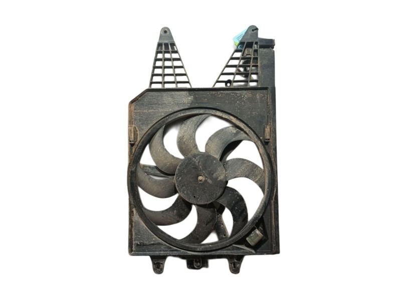 Recambio de electroventilador para abarth 500 / 595 / 695 1.4 (312.axd1a) referencia OEM IAM 52057690 51819060 