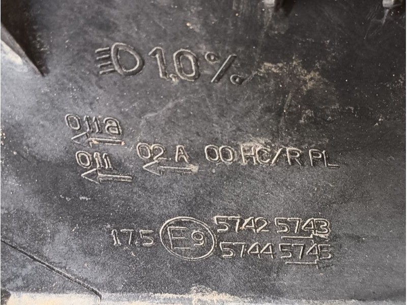 Recambio de faro derecho para peugeot partner tepee 1.6 bluehdi 100 referencia OEM IAM   