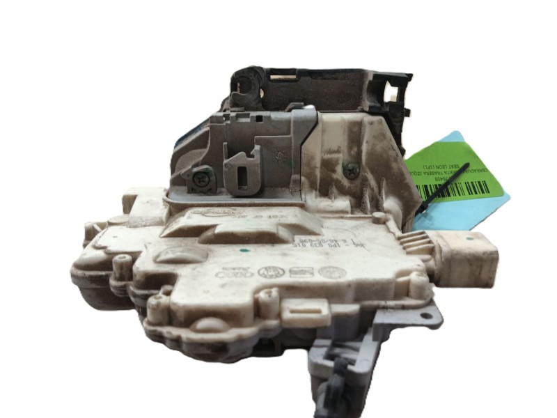 Recambio de cerradura puerta trasera izquierda para seat leon (1p1) 2.0 tdi 16v referencia OEM IAM 1P0839015  