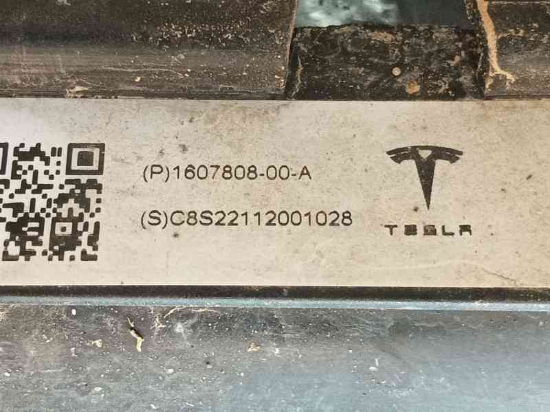 Recambio de electroventilador para tesla model 3 (5yj3) ev awd referencia OEM IAM 107708400E LX108001T19 