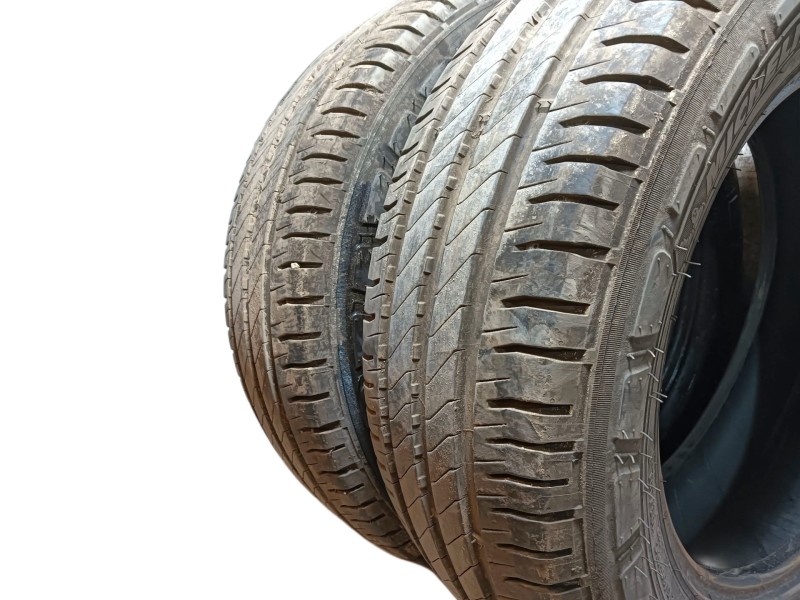 Recambio de neumatico para » otros... modelos referencia OEM IAM 215/60 R16C 103/101T 2 MICHELIN