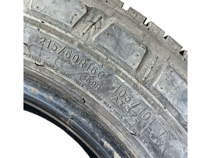 Recambio de neumatico para » otros... modelos referencia OEM IAM 215/60 R16C 103/101T 2 MICHELIN