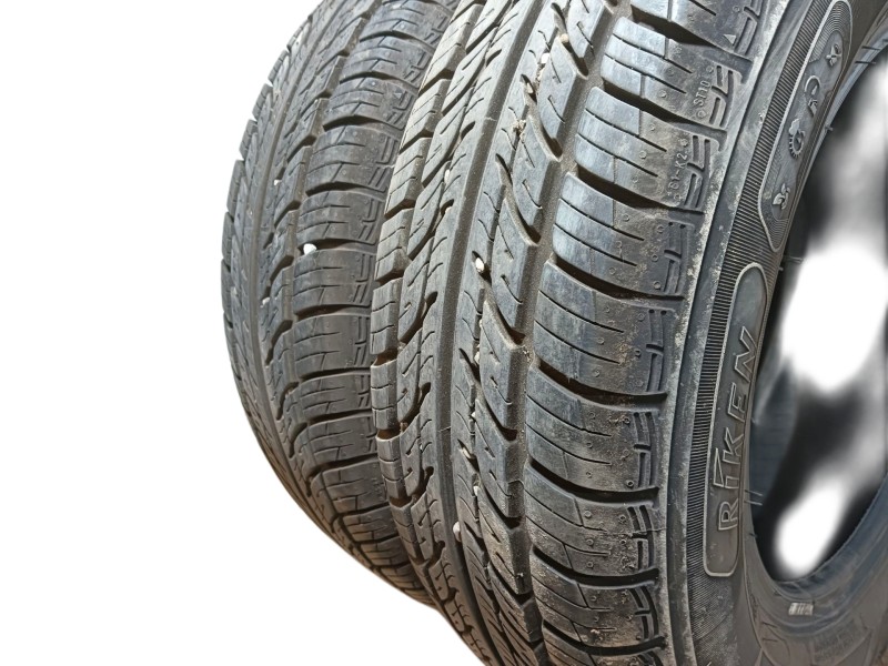 Recambio de neumatico para » otros... modelos referencia OEM IAM 175/70 R13 82T 2 RIKEN