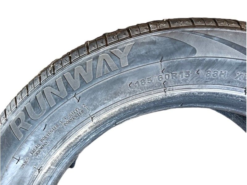Recambio de neumatico para » otros... modelos referencia OEM IAM 185/60 R15 88H 2 RUNWAY