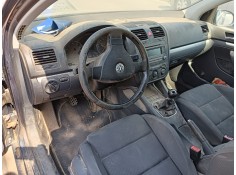 volkswagen golf v (1k1) del año 2006 2