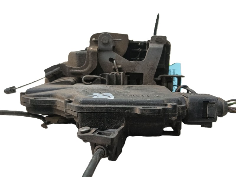 Recambio de cerradura puerta delantera izquierda para volkswagen golf iv (1j1) 1.9 tdi referencia OEM IAM   