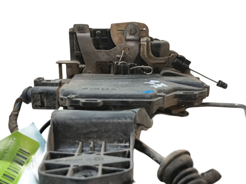 Recambio de cerradura puerta delantera derecha para volkswagen golf iv (1j1) 1.9 tdi referencia OEM IAM   