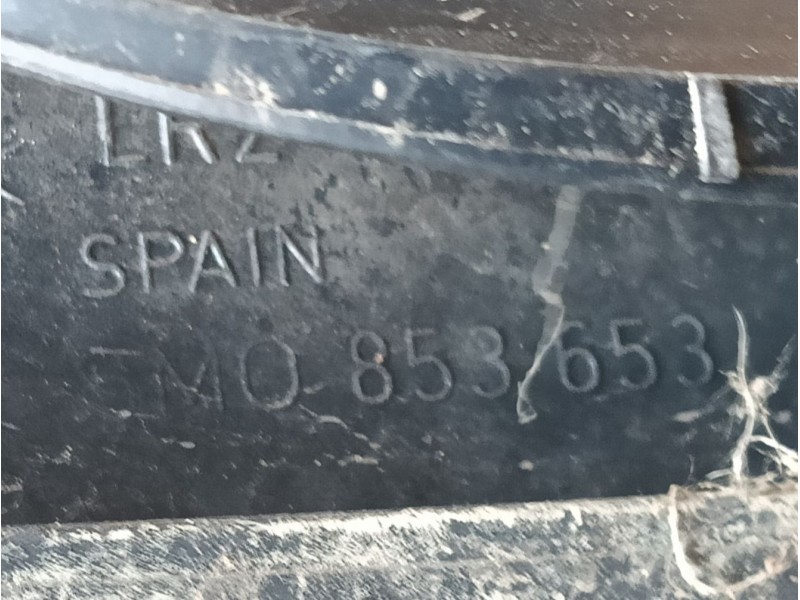 Recambio de rejilla delantera para volkswagen golf v (1k1) 2.0 tdi 16v referencia OEM IAM   