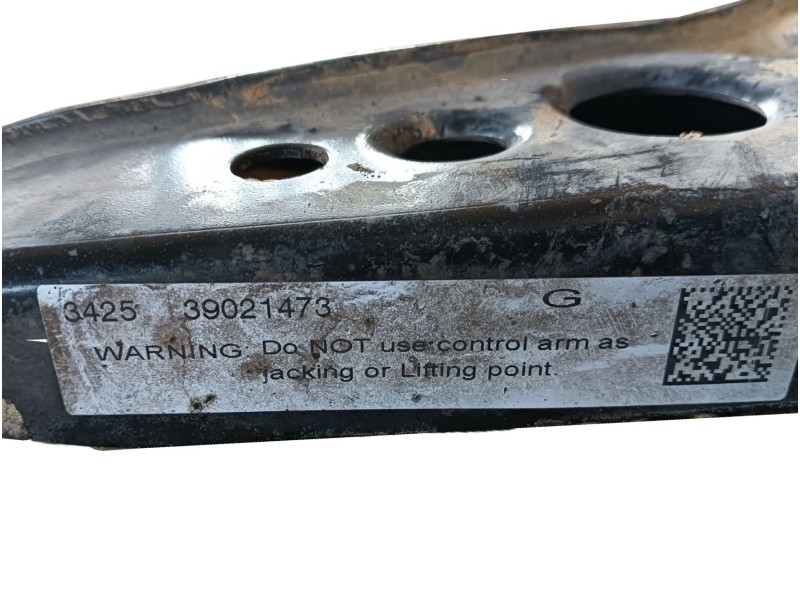 Recambio de brazo suspension inferior delantero derecho para opel astra k (b16) 1.4 turbo (68) referencia OEM IAM  39021473 