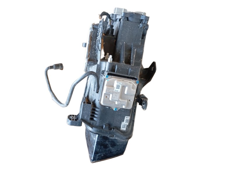 Recambio de faro izquierdo para audi q2 (gab, gag) 30 tdi referencia OEM IAM 81A941773D  