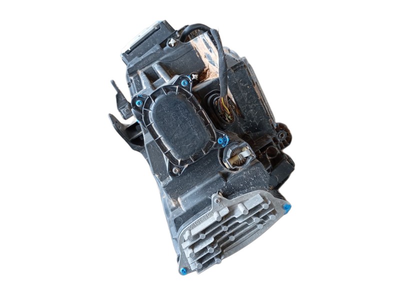 Recambio de faro izquierdo para audi q2 (gab, gag) 30 tdi referencia OEM IAM 81A941773D  