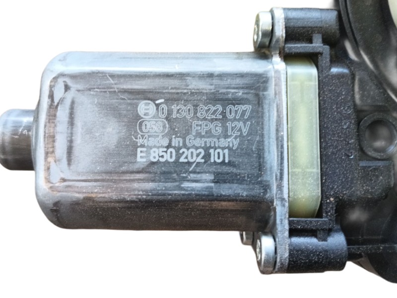 Recambio de elevalunas delantero derecho para volkswagen touran (5t1) 1.5 tsi referencia OEM IAM  5Q0959801C 