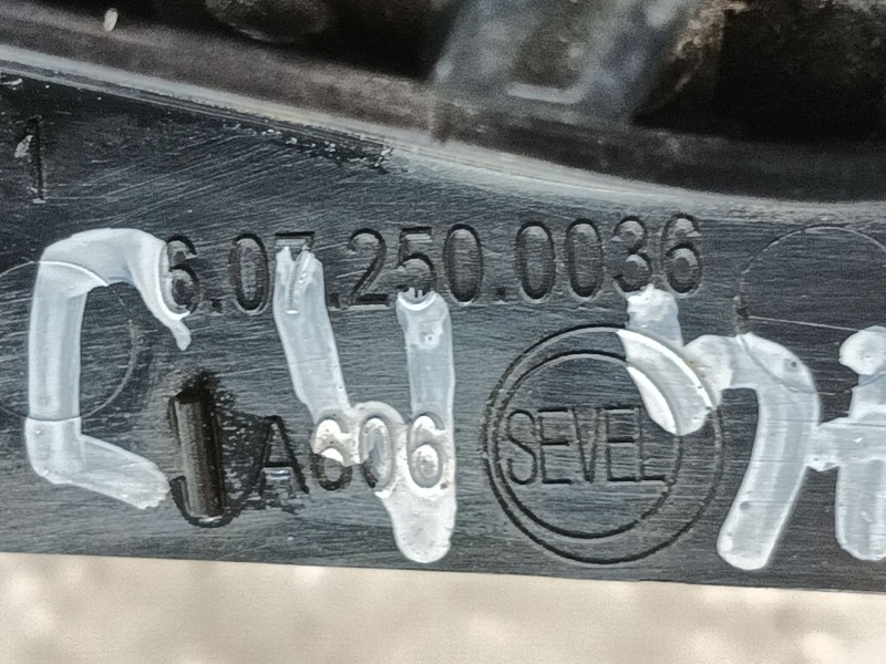 Recambio de pomo palanca cambio para fiat ducato furgoneta (250_) 140 multijet 2,2 d referencia OEM IAM 46313590  