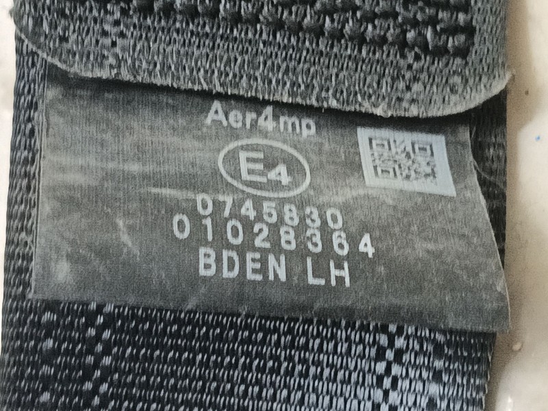 Recambio de cinturon seguridad trasero izquierdo para mazda 3 hatchback (bp) 2.0 skyactiv-g (bp5h, bp6h) referencia OEM IAM  JTB