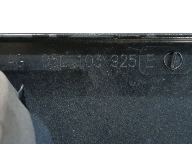 Recambio de tapa motor para volkswagen tiguan (ad1, ax1) 2.0 tdi referencia OEM IAM 05L103925E 05L103925E 