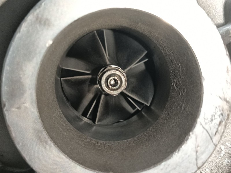 Recambio de turbocompresor para dacia duster sl audacia 4x2 referencia OEM IAM 7701479077 54399700127DTS BV39