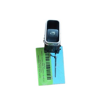 MANDO ELEVALUNAS TRASERO DERECHO 16790502019051 A1679050201 