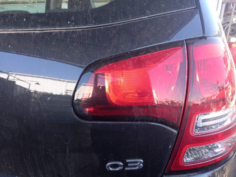 Recambio de piloto trasero derecho interior para citroën c3 ii (sc_) 1.4 vti 95 referencia OEM IAM   