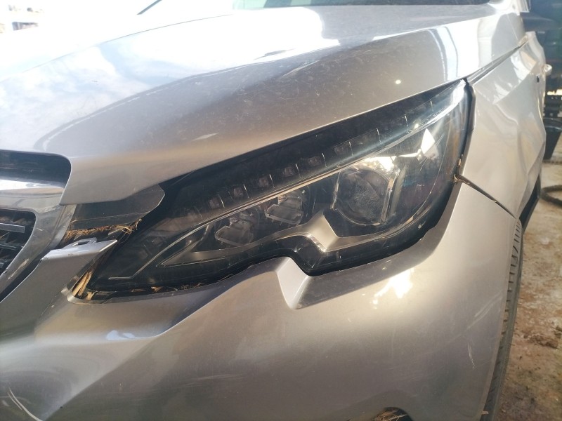 Recambio de faro izquierdo para peugeot 308 ii (lb_, lp_, lw_, lh_, l3_) 1.2 thp 130 referencia OEM IAM   
