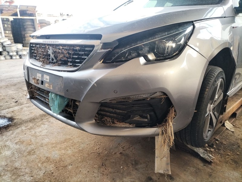 Recambio de paragolpes delantero para peugeot 308 ii (lb_, lp_, lw_, lh_, l3_) 1.2 thp 130 referencia OEM IAM 1627679180  