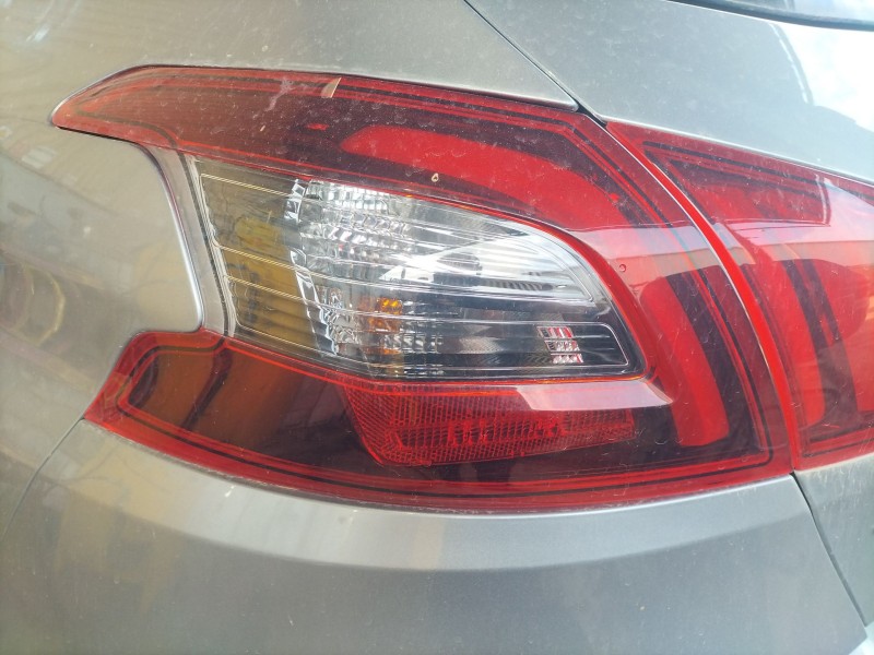 Recambio de piloto trasero izquierdo para peugeot 308 ii (lb_, lp_, lw_, lh_, l3_) 1.2 thp 130 referencia OEM IAM   