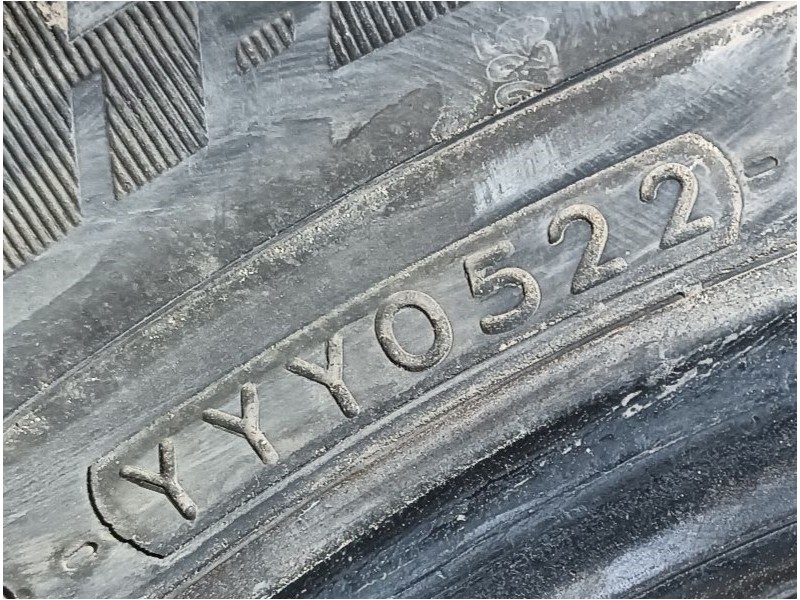 Recambio de neumatico para » otros... modelos referencia OEM IAM 175/65 R14 82T 2 YOKOHAMA