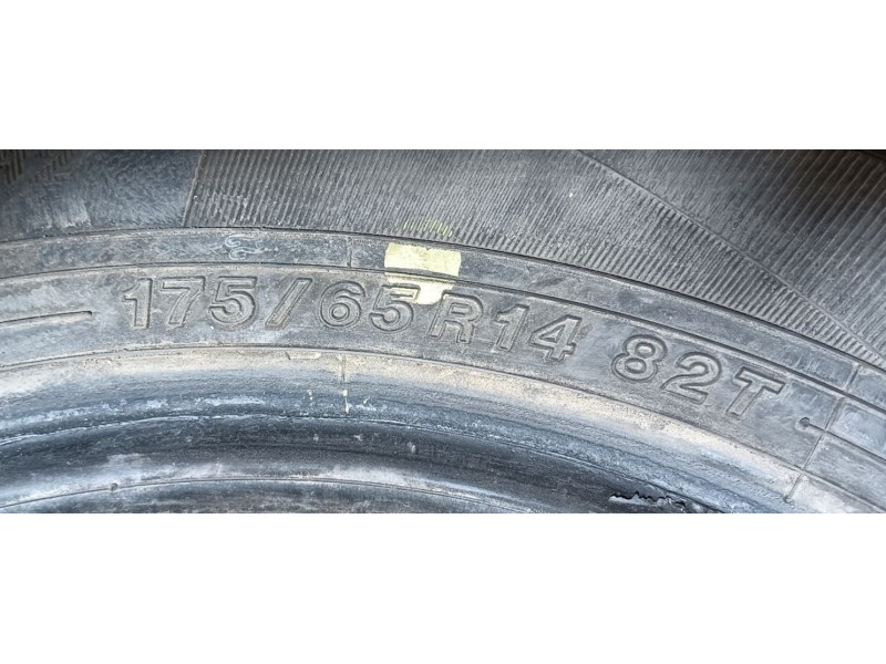Recambio de neumatico para » otros... modelos referencia OEM IAM 175/65 R14 82T 2 YOKOHAMA