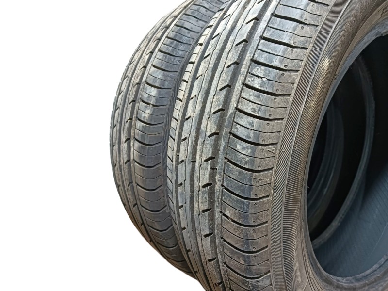Recambio de neumatico para » otros... modelos referencia OEM IAM 175/65 R14 82T 2 YOKOHAMA