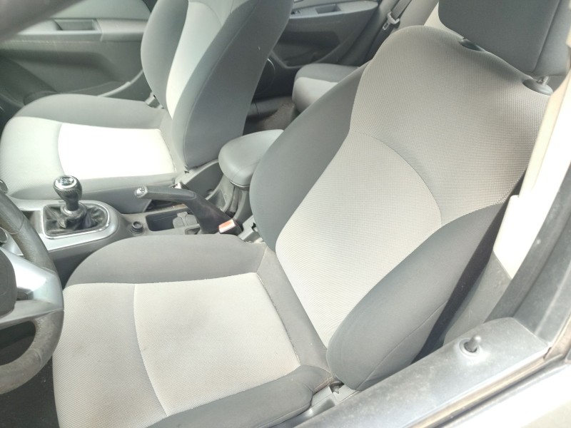 Recambio de asiento delantero izquierdo para chevrolet cruze (j300) 2.0 cdi referencia OEM IAM   