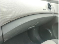Recambio de guantera para chevrolet cruze (j300) 2.0 cdi referencia OEM IAM   