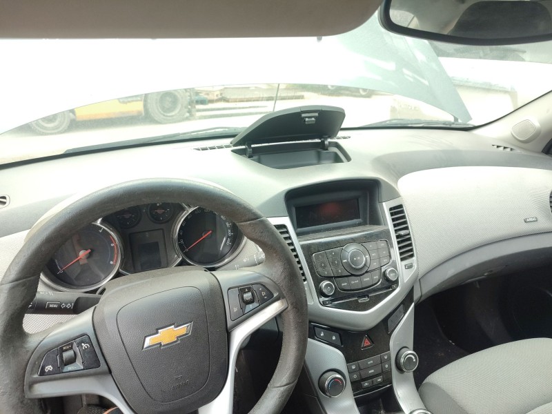 Recambio de salpicadero para chevrolet cruze (j300) 2.0 cdi referencia OEM IAM   