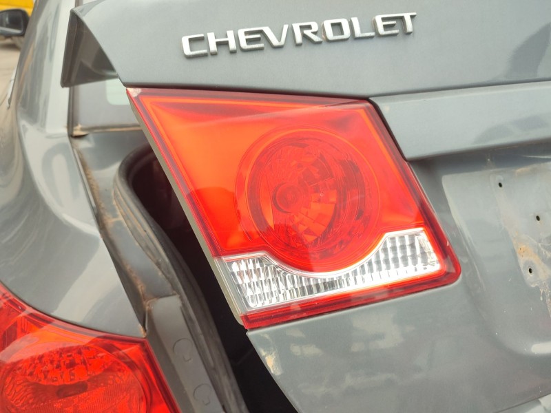 Recambio de piloto trasero izquierdo interior para chevrolet cruze (j300) 2.0 cdi referencia OEM IAM   